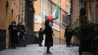 Ιταλία: Κουπόνια για το σούπερ μάρκετ και τρόφιμα στους φτωχούς