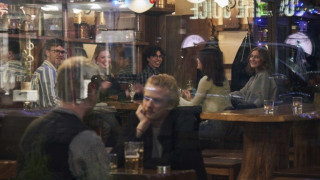 Κορωνοϊός: Η Σουηδία απαγορεύει τις δημόσιες συγκεντρώσεις άνω των 50 ατόμων