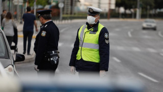 Υπάκουσαν στην πλειοψηφία τους οι Έλληνες τα μέτρα