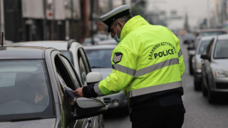 Μέτρα απαγόρευσης κυκλοφορίας: 15 νέες συλλήψεις