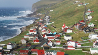 Οδηγία στα Φερόε ενόψει επανέναρξης: «Απαγορεύεται να φτύνετε!»