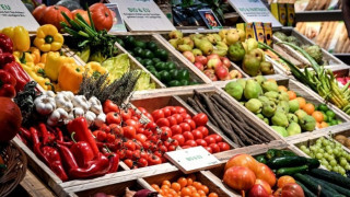 Εν μέσω κορωνοϊού σπάνε ρεκόρ οι εξαγωγές των ελληνικών φρούτων