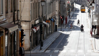 Κορωνοϊός: Πώς η Πορτογαλία, χωρίς σκληρό lockdown, δε θρηνεί εκατόμβες νεκρών