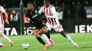 Οι αγγλικές σειρήνες ηχούν ﻿πολύ δυνατά για τον Ακπομ!