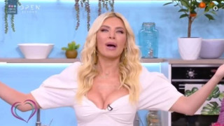 Χαμός με το αβυσσαλέο ντεκολτέ της Κατερίνας Καινούργιου