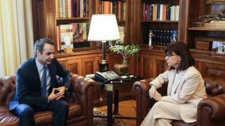 Μητσοτάκης-Σακελλαροπούλου: Η συμβολική συνάντηση για την επιστροφή στην κανονικότητα