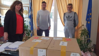 Ο Ευθύμης Κουλούρης προσέφερε υγειονομικό υλικό στον Δ. Σκύδρας