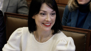 Γιαννακοπούλου για Κεραμέως: «Θα γίνει χαμός, τα έχει κάνει σκατά, θα τη σκίσω»