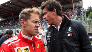 Βολφ: «Ανοιχτή η επιλογή του Φέτελ»