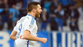 Νίκησε και παραμένει στο κόλπο η Μαρσέϊγ