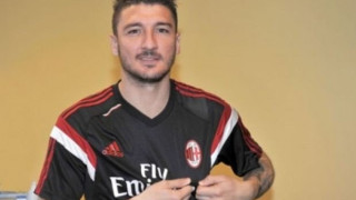 Υπέγραψε ο Μποκέτι