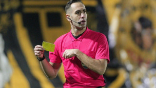 Προπαγάνδα αθλίων και ηλιθίων με… σικέ επίθεση στον Παπαπέτρου