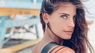 Μπόμπα - Βερνίκου: Αχώριστες οι κουμπάρες στη Μύκονο