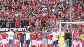 Χρεωκόπησε η Καϊζερσλάουτερν