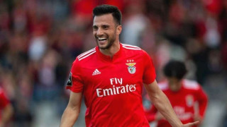 O υποψήφιος πρόεδρος της Μπενφίκα προσκάλεσε τον Σάμαρη να μείνει!