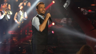 Πρώτη νύχτα μετά το lockdown για τον Βέρτη στα μπουζούκια