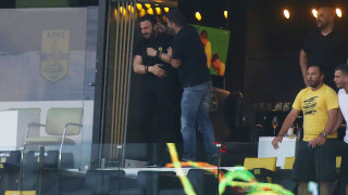 Το συγκλονιστικό κλάμα του Καρυπίδη στο Άρης-ΑΕΚ