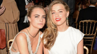 «Πιπεράτη» κατάθεση υπέρ του Τζόνι Ντεπ εμπλέκει την Άμπερ Χερντ σε ερωτικό τρίο