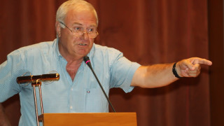 Χατζηαποστόλου: «Ο Ολυμπιακός θυμίζει παιδί που του πήρες το παιχνίδι»