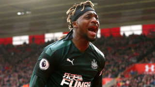 «Επίθεση» από τις κόρες του δέχθηκε ο Αλάν Σεν-Μαξιμίν