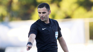 Βαρούχας: «Μόνο ο Κομίνης είδε πέναλτι, ταλαιπωρεί το ελληνικό ποδόσφαιρο»