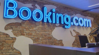 Η Booking.com θα απολύσει το ένα τέταρτο του προσωπικού της