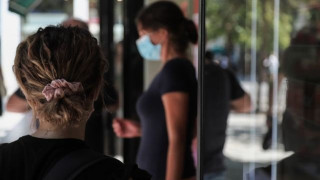 Κορωνοϊός: Οι κλειστοί χώροι όπου επιβάλλεται η χρήση μάσκας