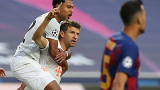 Γκολ από τα αποδυτήρια για την Μπάγερν, απάντηση με... αυτογκόλ η Μπαρτσελόνα (vid)