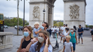 ΣΟΚ: Πελάτης  σε μπαρ μαχαίρωσε φύλακα όταν του ζήτησε να φορέσει μάσκα