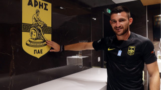 Μάνος: «Να μπούμε στους ομίλους, να σκοράρω πολλά γκόλ»
