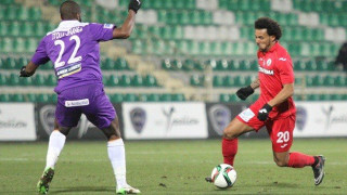 «Βουλιάζει» μέσα στα «Πηγάδια»