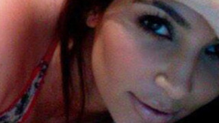 Η Κιμ Καρντάσιαν (ξανά)μοιράζει... εγκεφαλικά! (pic)