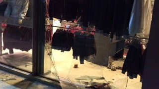 Επίθεση με μολότοφ στην μπουτίκ της ΑΕΛ!