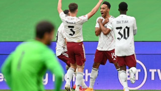 Στα χέρια της Άρσεναλ το πρώτο τρόπαιο της σεζόν