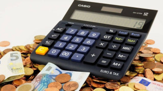 Ο Γολγοθάς της εφορίας: Πότε εκπνέουν οι προθεσμίες για φόρο και ΕΝΦΙΑ