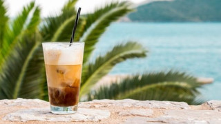 Πόσο κοστίζει ο καφές στην Ελλάδα το 2025