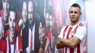 Ραφίνια: «Να είμαι πρωταθλητής με τον Ολυμπιακό»