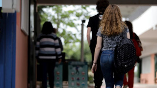 Κορωνοϊός - Σχολεία: Τι λέει ο Μαγιορκίνης για τις πιθανότητες μετάδοσης στην τάξη