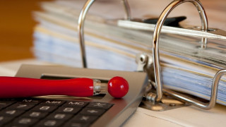 Εισφορές: Ποιες οφειλές παγώνουν μέχρι τον Μάιο του 2021