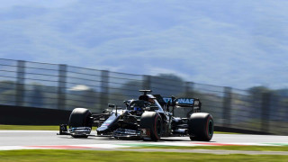 Νίκη Χάμιλτον στο επεισοδειακό Γκραν Πρι στην Τοσκάνη