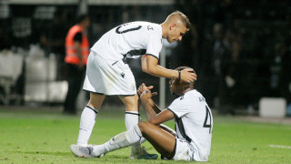 Χαλ - Μίντλεσμπρο: Ο Άκπομ... στεναχώρησε τον Πέλκα και τον πατέρα του!