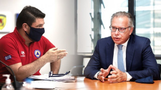 Ο Χαρδαλιάς αδειάζει Κουμουτσάκο: «Κάνει επίδειξη πίστης»