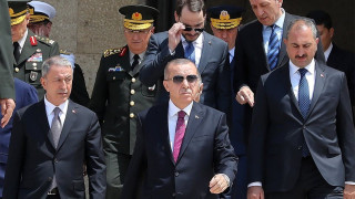 Προκαλούν ξανά Ερντογάν, Ακάρ: Θα υπερασπιστούμε τη «Γαλάζια Πατρίδα»