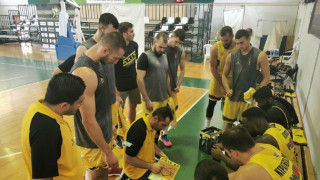 Οργή Άρη για το ποσό των τηλεοπτικών, διαχωρίζει τη θέση του από την κεντρική διαχείριση