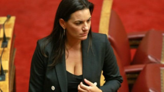 Η Όλγα Κεφαλογιάννη «πετσόκοψε» τον Μπακογιάννη για τον μεγάλο περίπατο