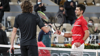 Υπόκλιση του Τζόκοβιτς στον Στέφανο Τσιτσιπά!