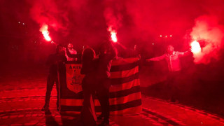 Έκαναν κερκίδα για τον Άρη στον γάμο τους!