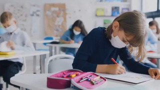 Σχολεία: Με μάσκες και οι εκπαιδευτικές εκδρομές!