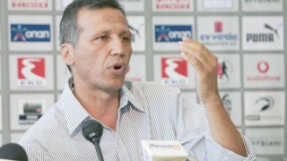 Ορφανός: «Kάποια πράγματα δεν είχαν στρατηγική και προγραμματισμό»