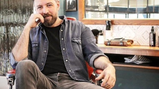 Δύσκολες ώρες στο νοσοκομείο για τον Μάνο Παπαγιάννη